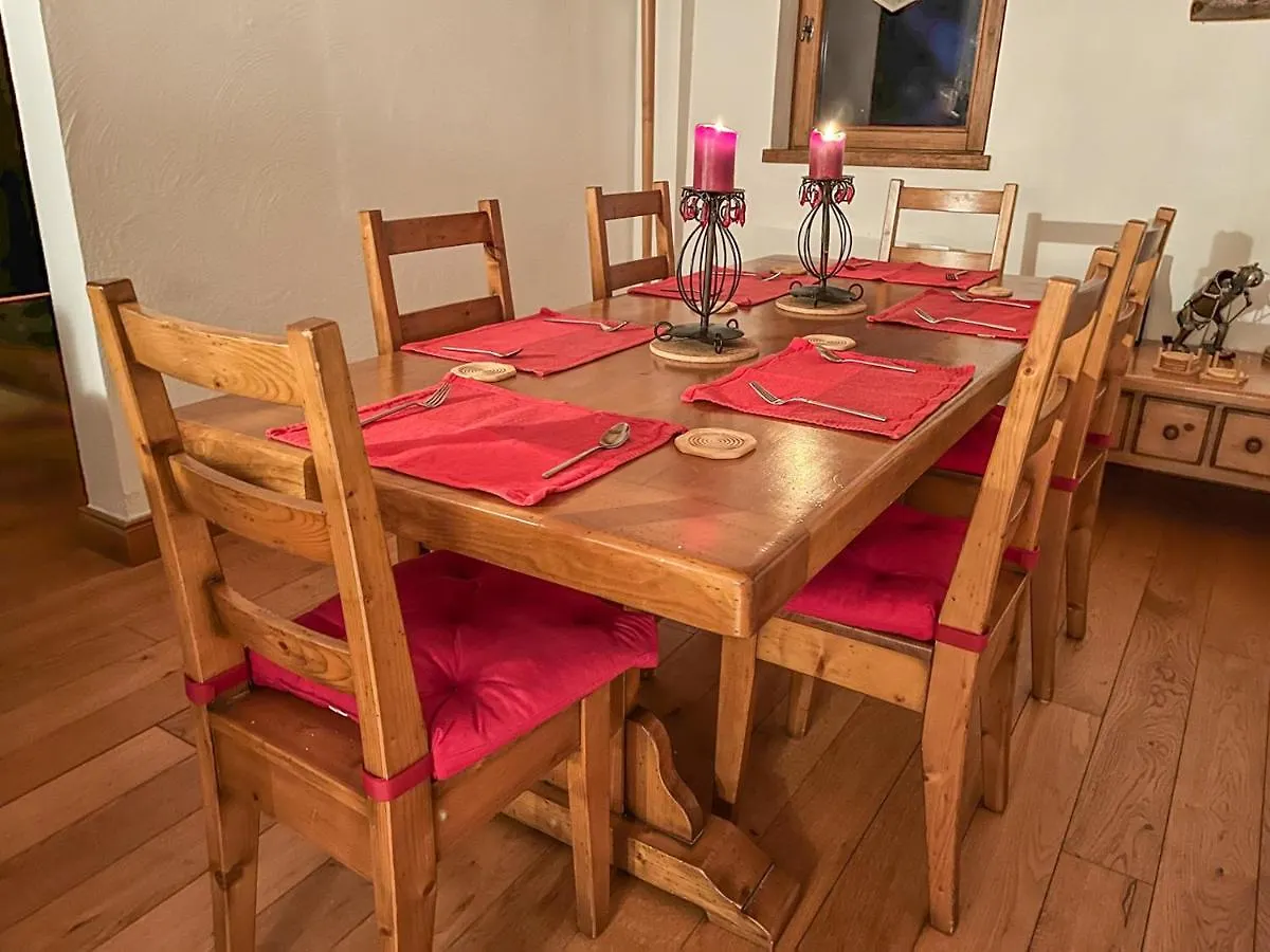 Chalet L'Arnica Les Gets Apartment